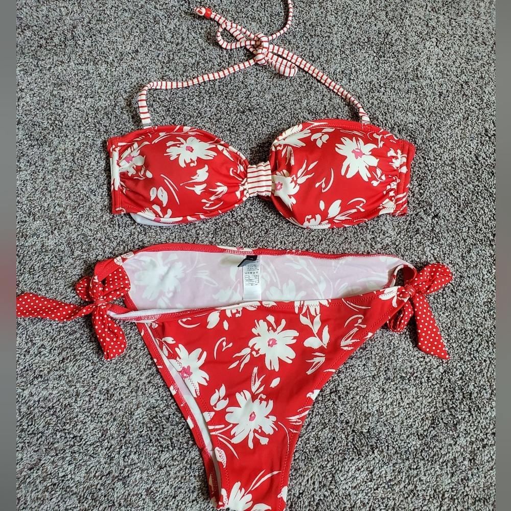 MARIEMEILI red and white flora bikini